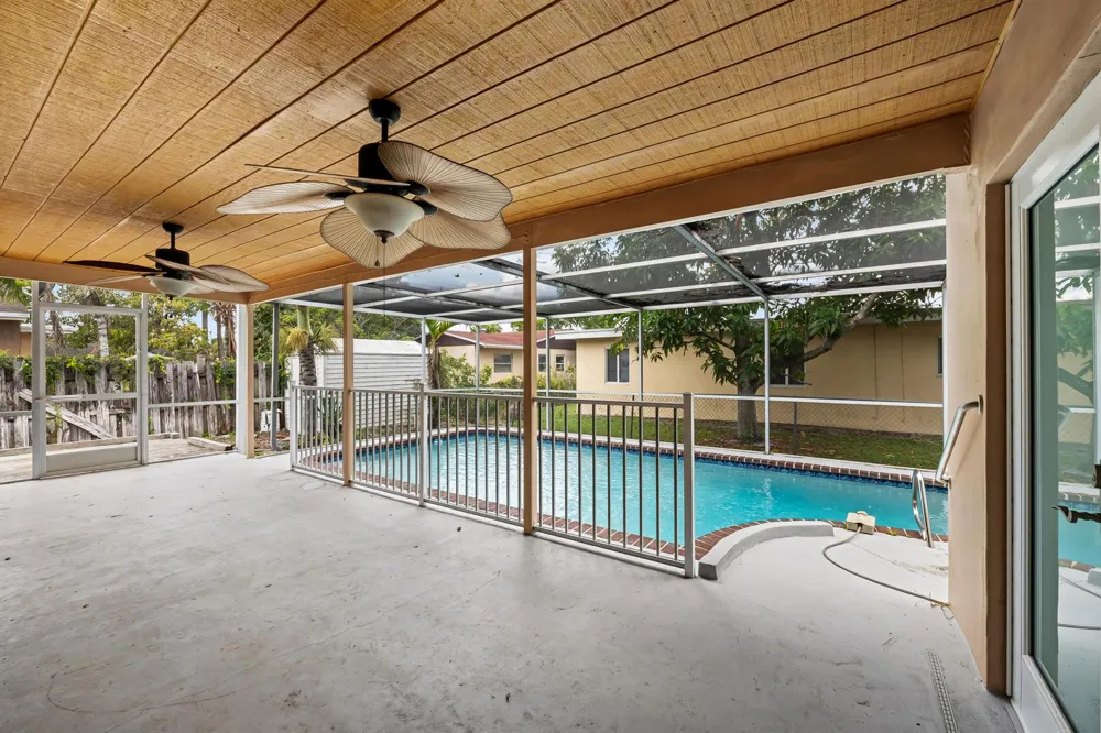 6981 SW 1ST COURT Margate, FL 33068