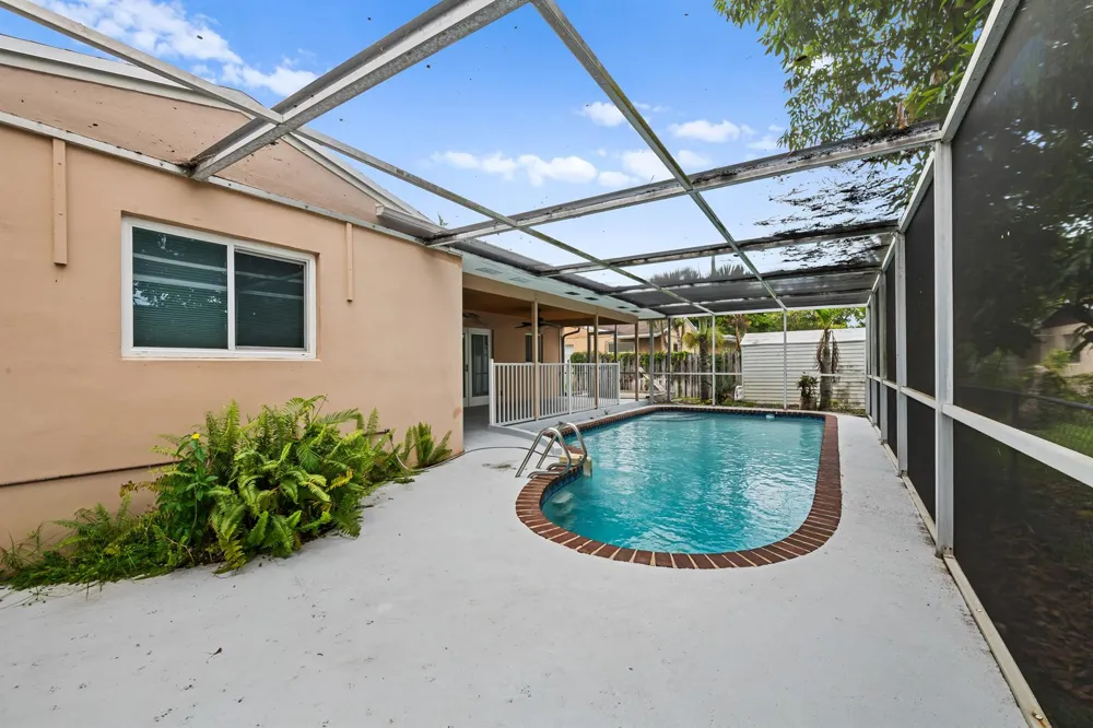 6981 SW 1ST COURT Margate, FL 33068