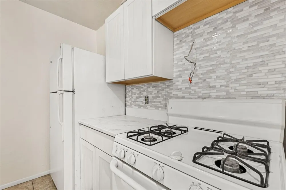 2035 DIXIE BELLE DRIVE #2035M Orlando, FL 32812