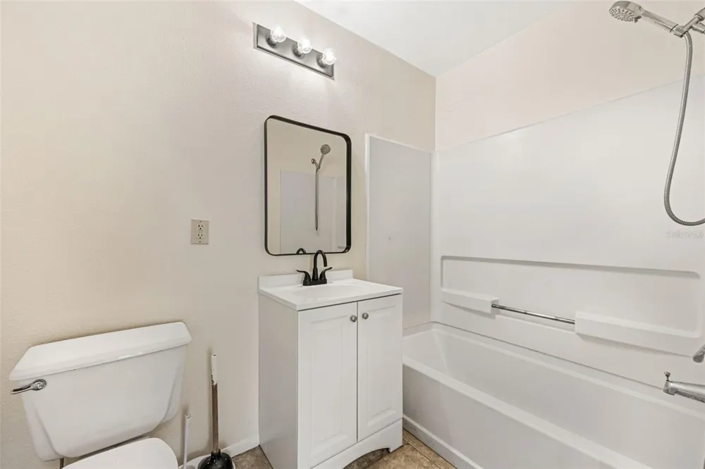 2035 DIXIE BELLE DRIVE #2035M Orlando, FL 32812
