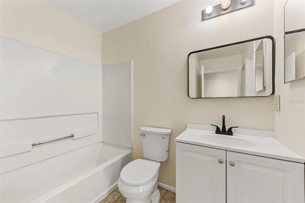 2035 DIXIE BELLE DRIVE #2035M Orlando, FL 32812