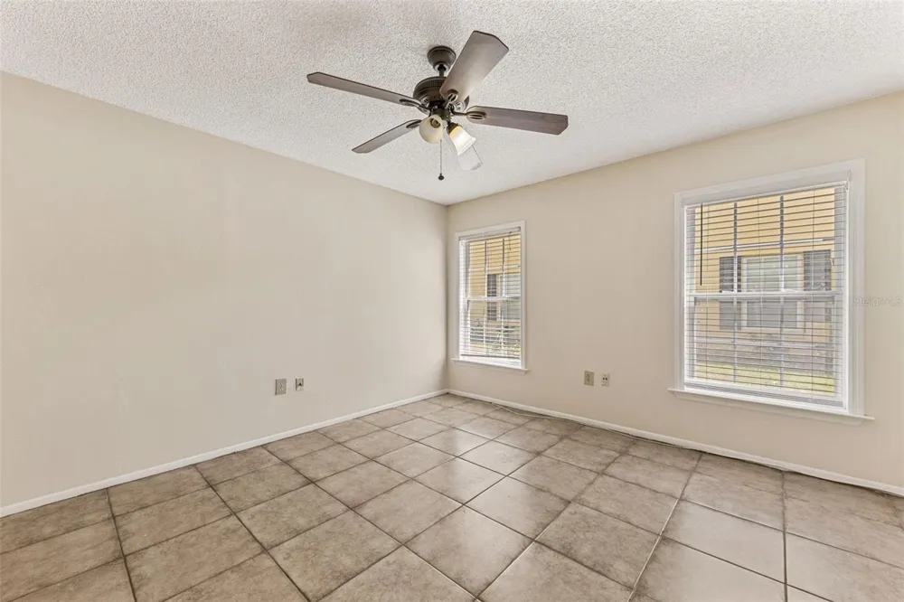 2035 DIXIE BELLE DRIVE #2035M Orlando, FL 32812