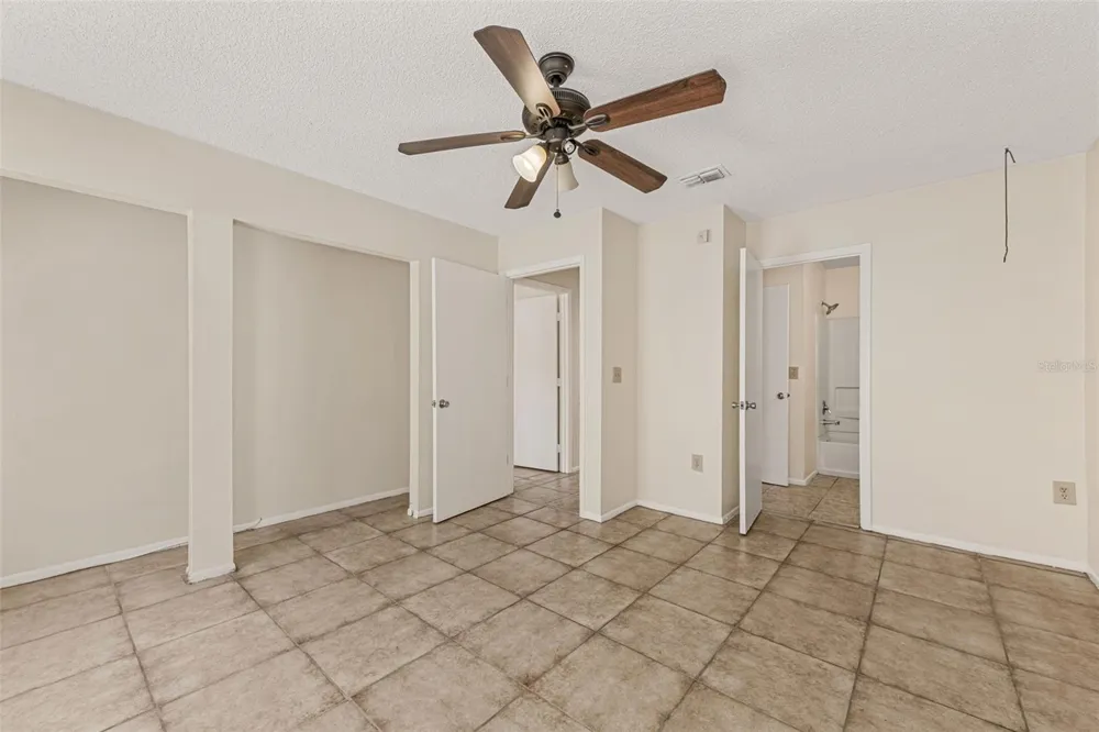 2035 DIXIE BELLE DRIVE #2035M Orlando, FL 32812