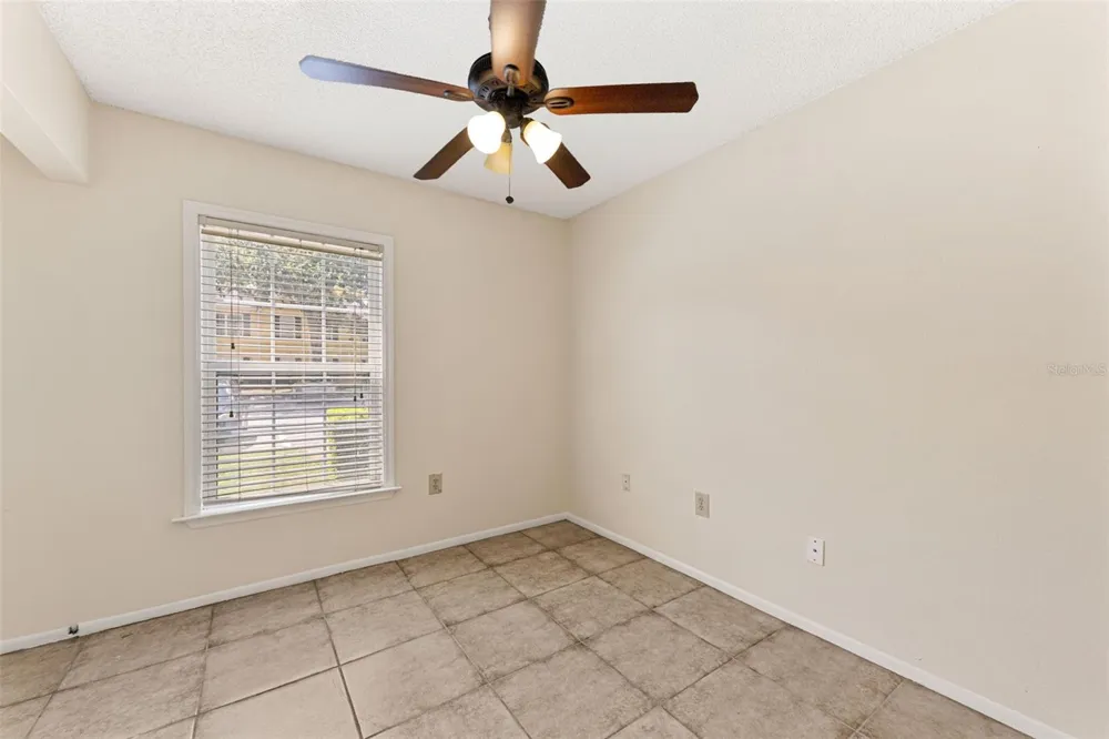 2035 DIXIE BELLE DRIVE #2035M Orlando, FL 32812