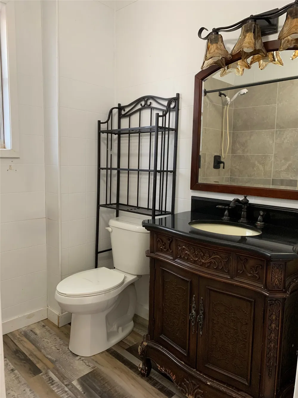 915 2nd Street Graham, TX 76450