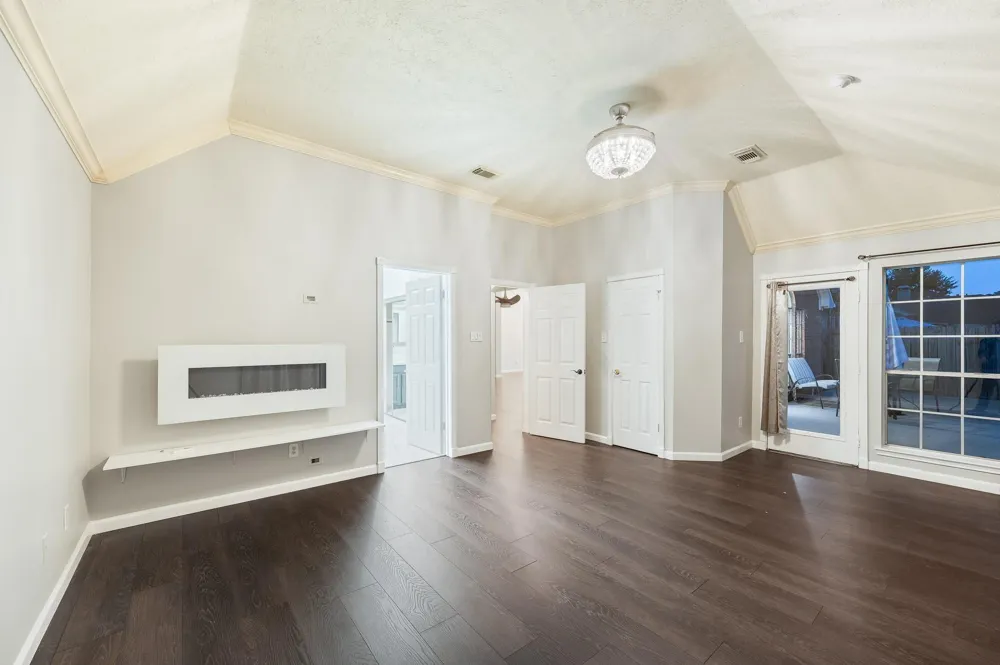 7624 Lone Meadow Court Houston, TX 77095