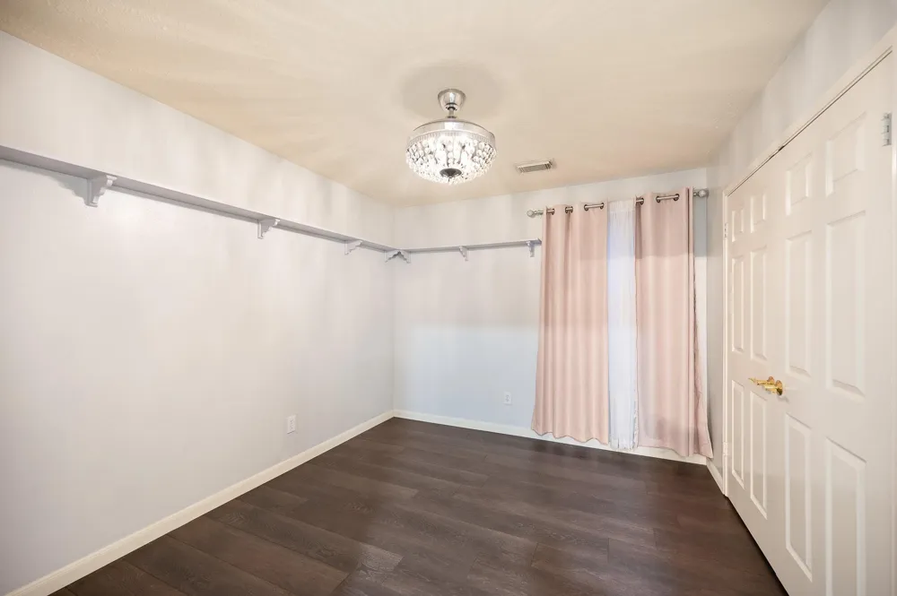 7624 Lone Meadow Court Houston, TX 77095
