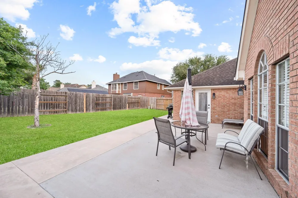 7624 Lone Meadow Court Houston, TX 77095