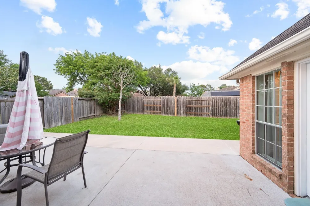 7624 Lone Meadow Court Houston, TX 77095