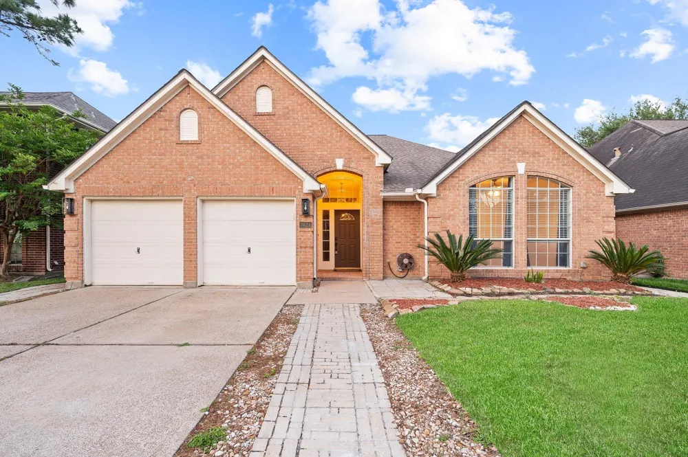 7624 Lone Meadow Court Houston, TX 77095