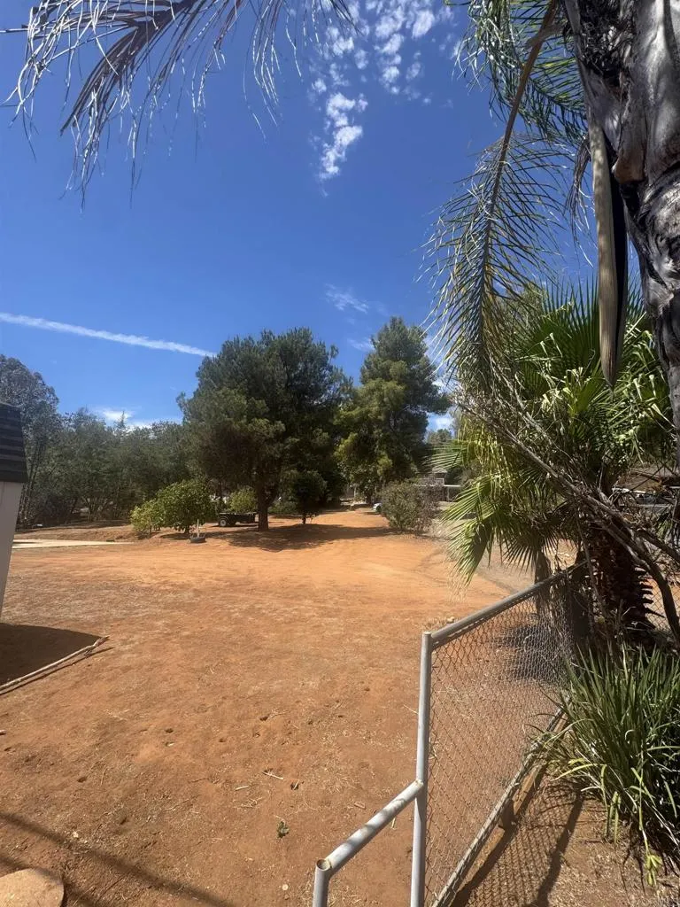 11556 Bridle Path Lane Lakeside, CA 92040