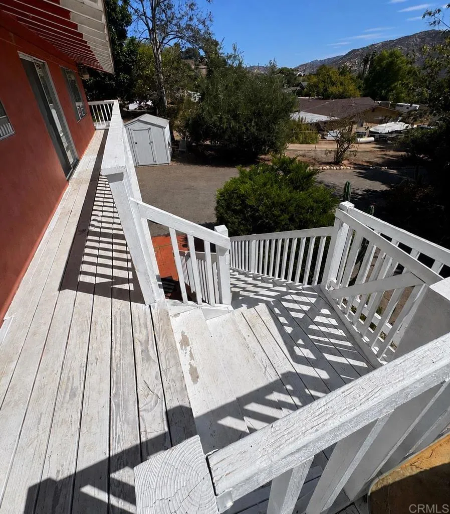 11556 Bridle Path Lane Lakeside, CA 92040