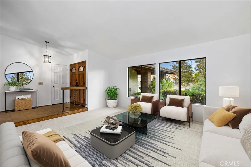 4695 Halaga La Verne, CA 91750