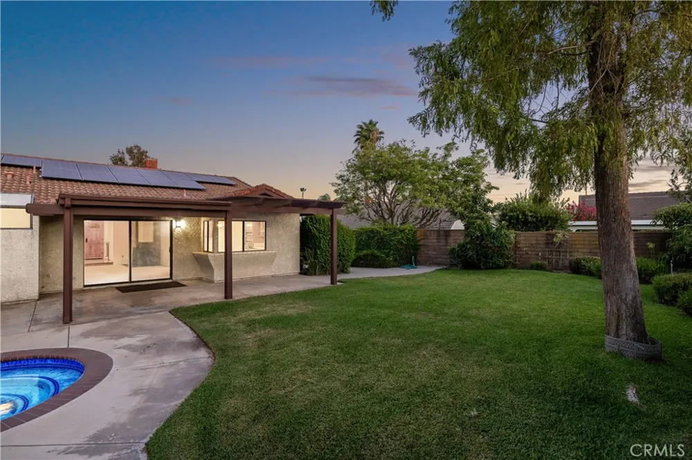 4695 Halaga La Verne, CA 91750