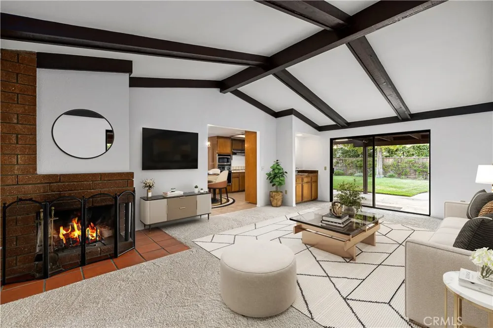4695 Halaga La Verne, CA 91750