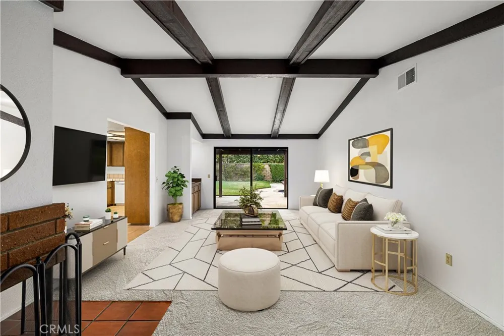 4695 Halaga La Verne, CA 91750