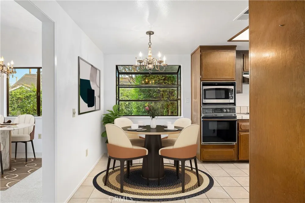 4695 Halaga La Verne, CA 91750