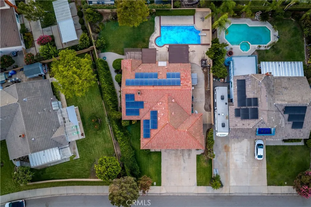 4695 Halaga La Verne, CA 91750