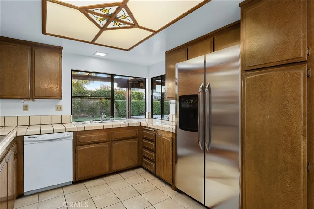 4695 Halaga La Verne, CA 91750
