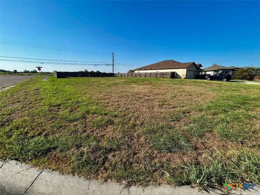 101 Alydar Drive Victoria, TX 77901
