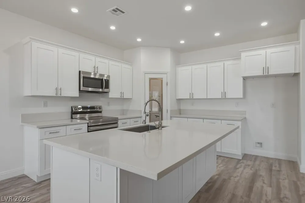 4930 E Ridgewood Drive Pahrump, NV 89061