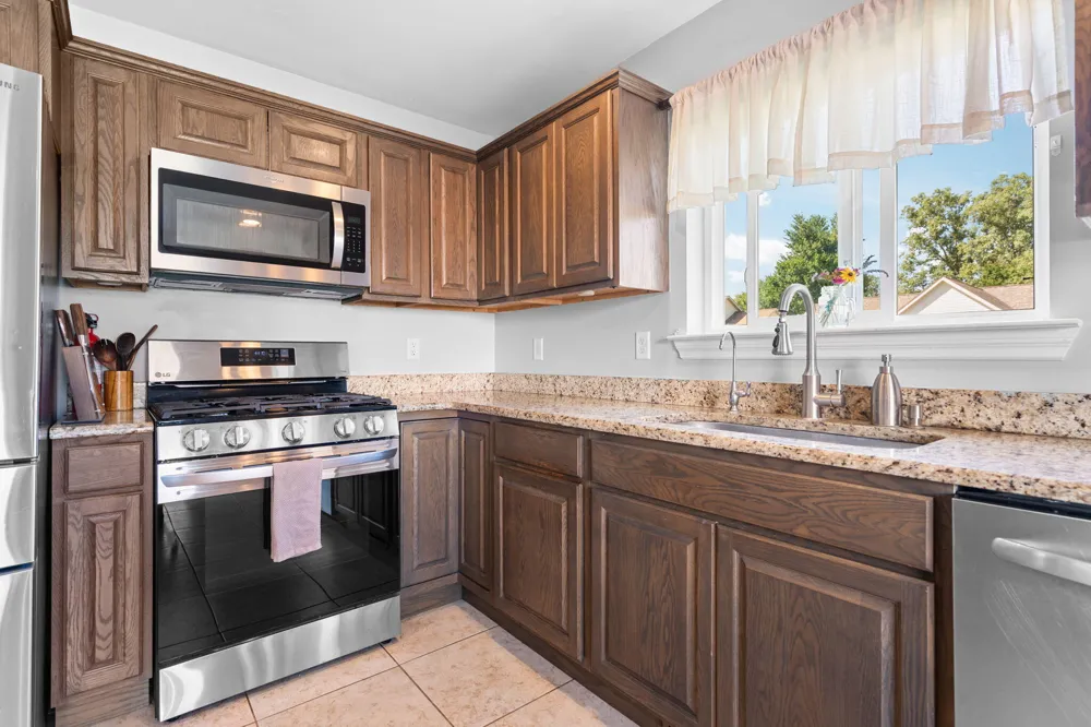 770 Eagles Nest Court Milan City, MI 48160