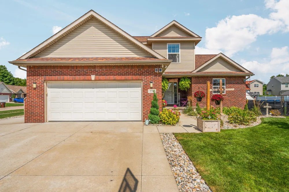 770 Eagles Nest Court Milan City, MI 48160