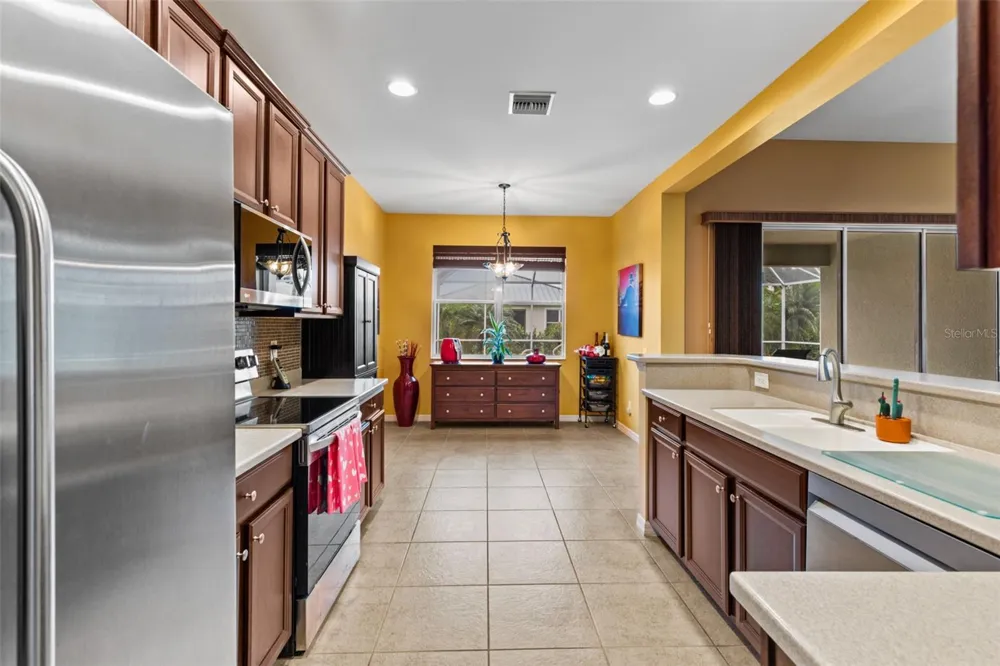 2617 BRIGHTSIDE COURT Cape Coral, FL 33991