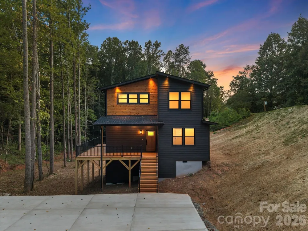 129 Quiet Woods Drive Leicester, NC 28748