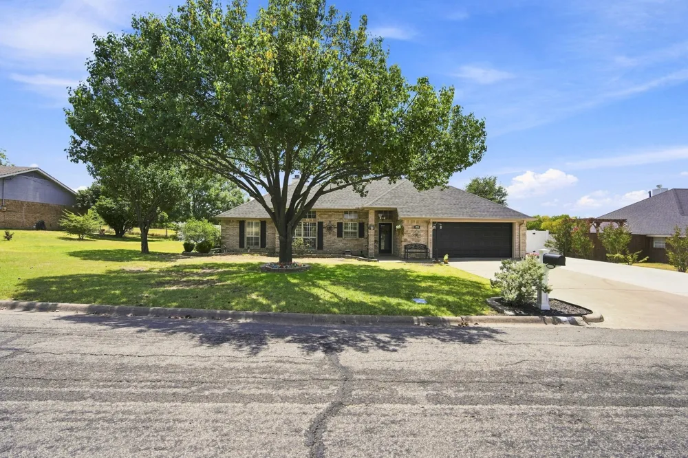 204 Cloverdale Street Hillsboro, TX 76645