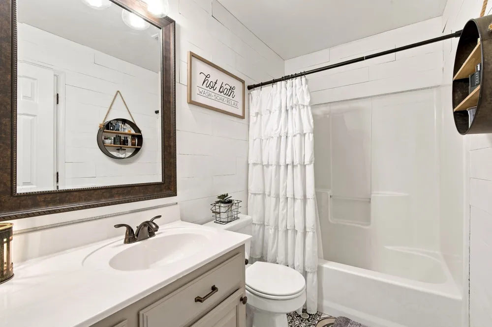 204 Cloverdale Street Hillsboro, TX 76645
