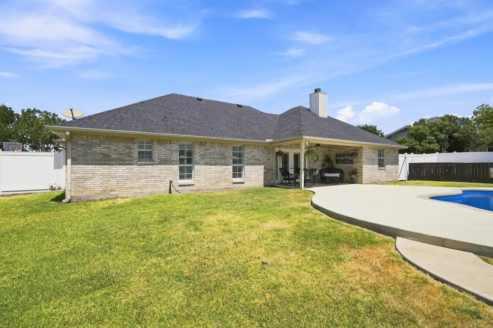 204 Cloverdale Street Hillsboro, TX 76645