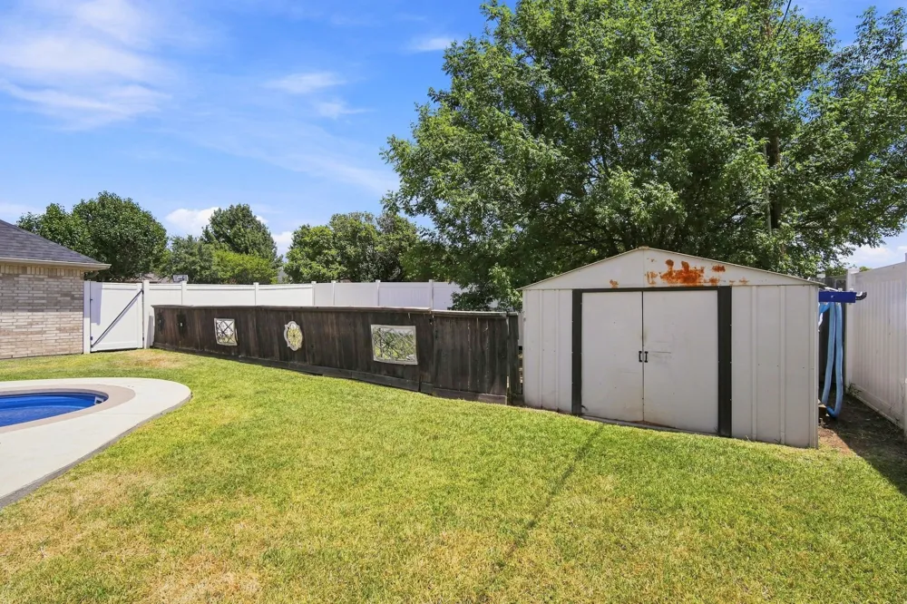 204 Cloverdale Street Hillsboro, TX 76645