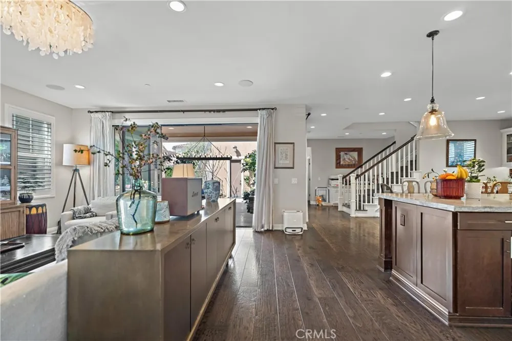 220 Barnes Tustin, CA 92782
