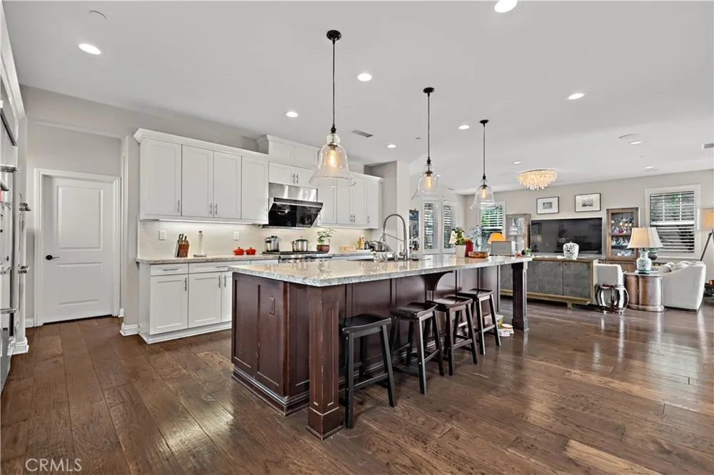 220 Barnes Tustin, CA 92782