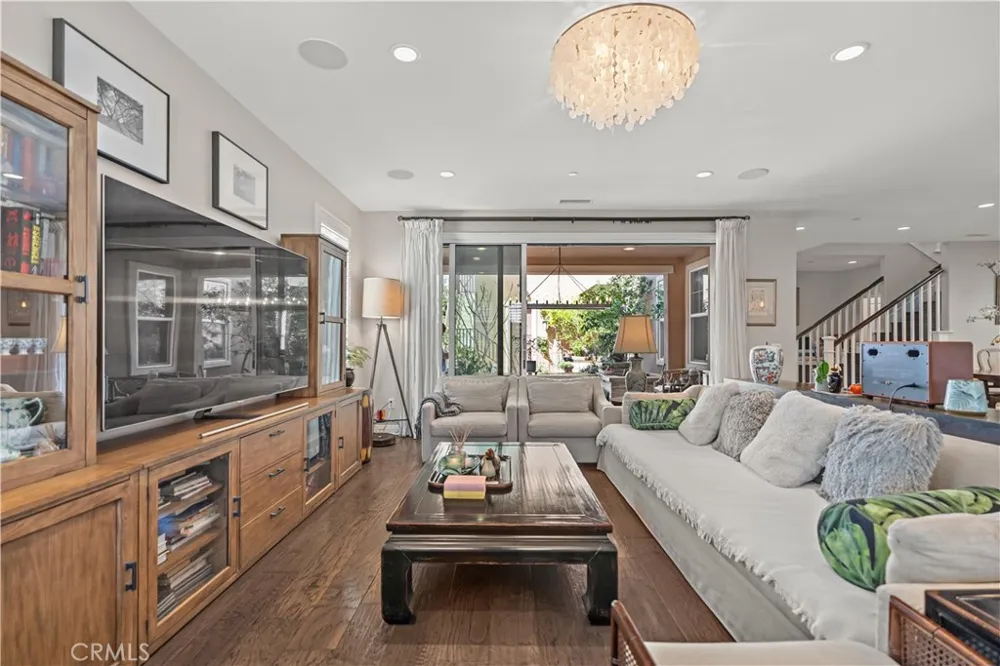 220 Barnes Tustin, CA 92782