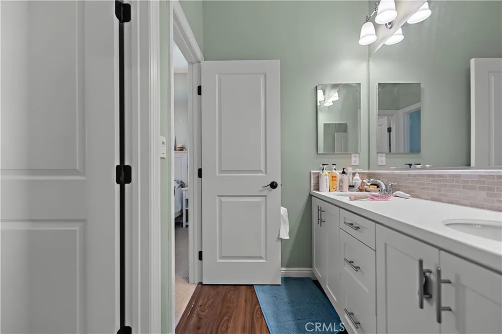 220 Barnes Tustin, CA 92782