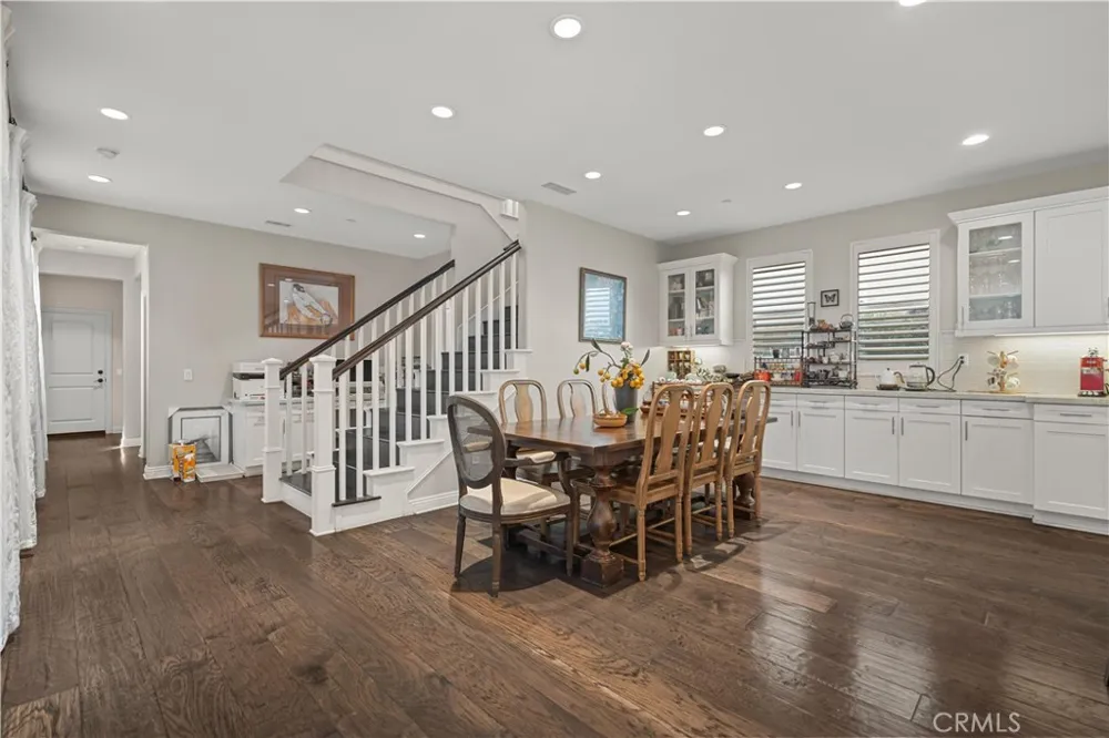220 Barnes Tustin, CA 92782