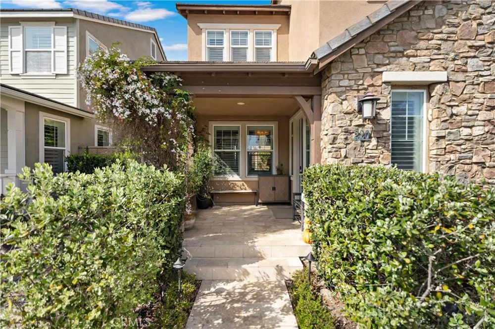 220 Barnes Tustin, CA 92782
