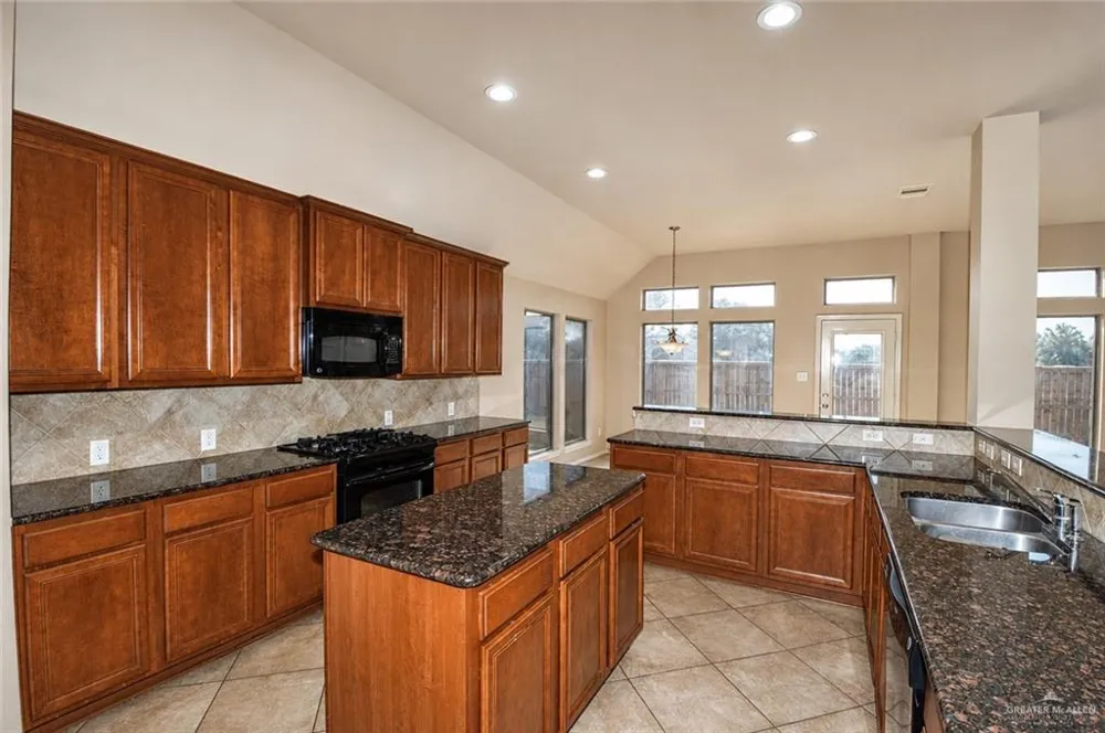 4400 Santa Olivia Street Mission, TX 78572