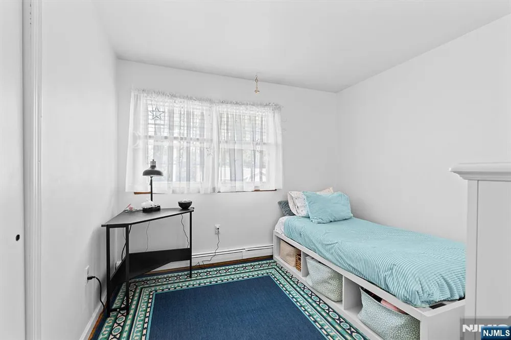 59 Outlook Street Butlerugh, NJ 07405