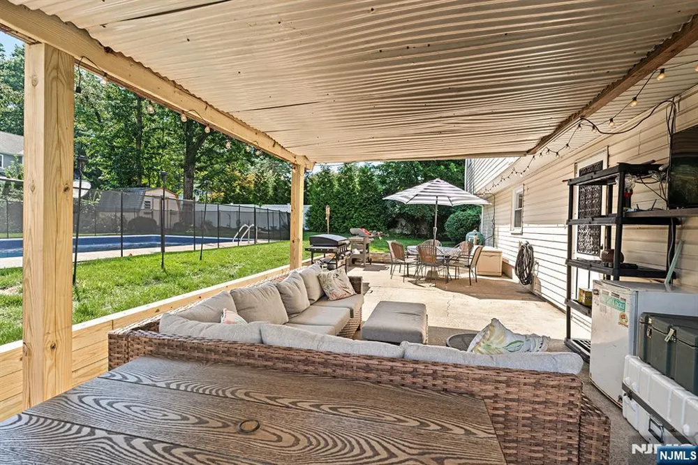 59 Outlook Street Butlerugh, NJ 07405