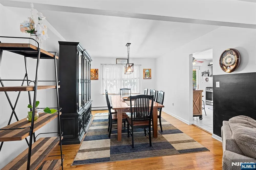 59 Outlook Street Butlerugh, NJ 07405