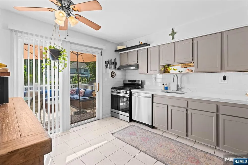 59 Outlook Street Butlerugh, NJ 07405