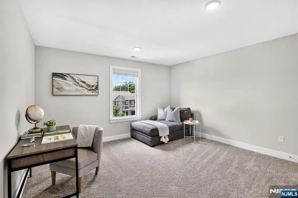 22 Hilltop Drive North Caldwell, NJ 07006
