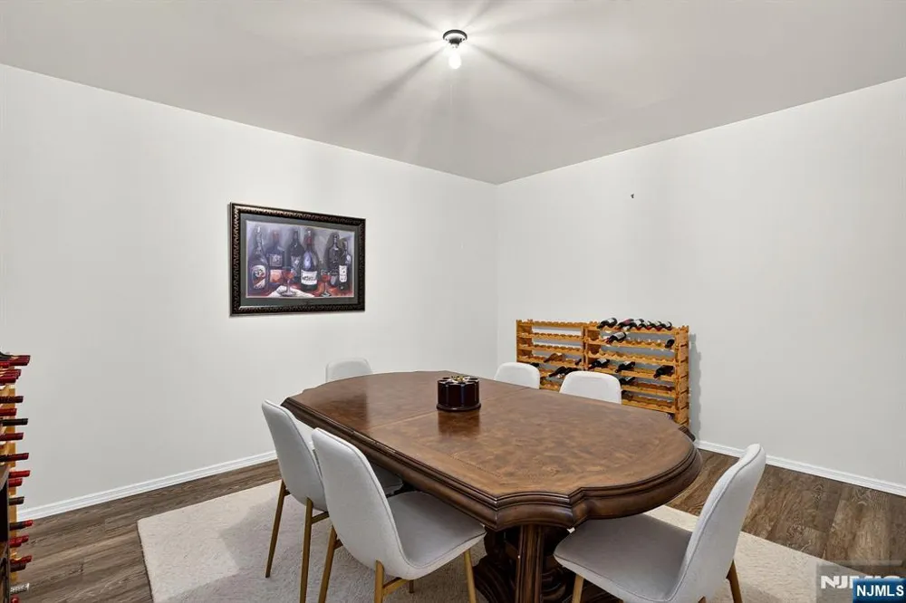 22 Hilltop Drive North Caldwell, NJ 07006
