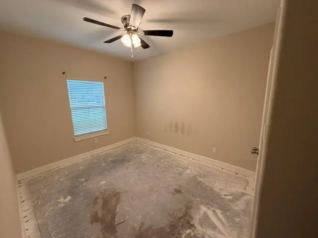 418 Pebble Drive Dayton, TX 77535