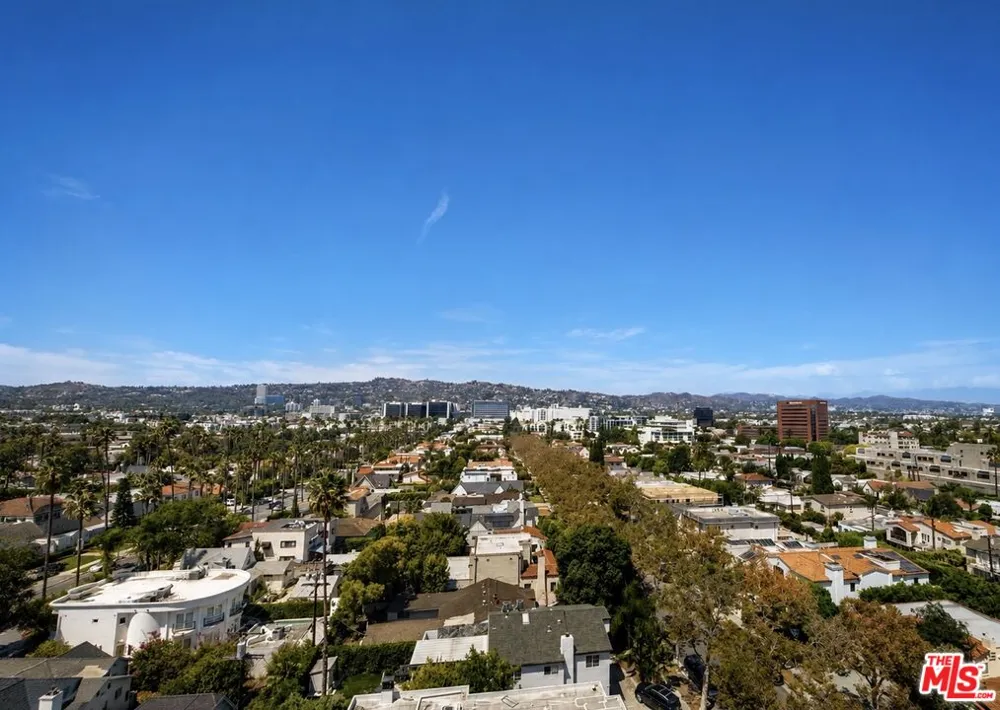 8601 Wilshire Blvd Beverly Hills, CA 90211