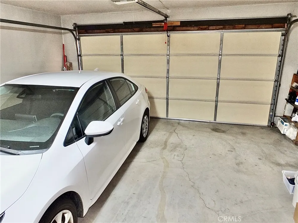 9213 Cedar Bellflower, CA 90706