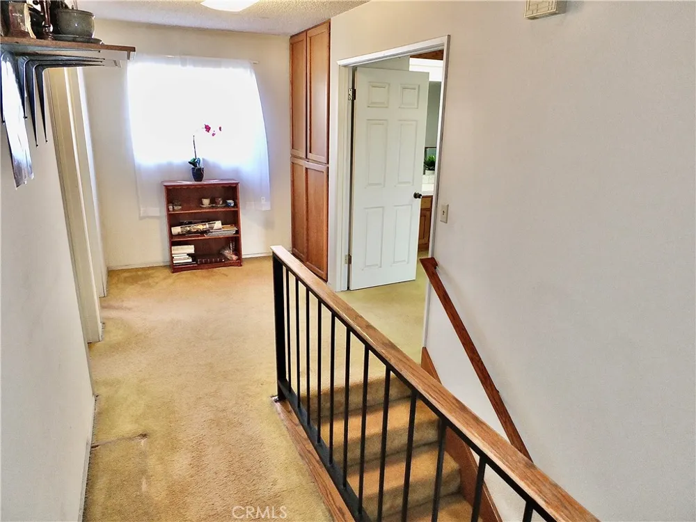 9213 Cedar Bellflower, CA 90706